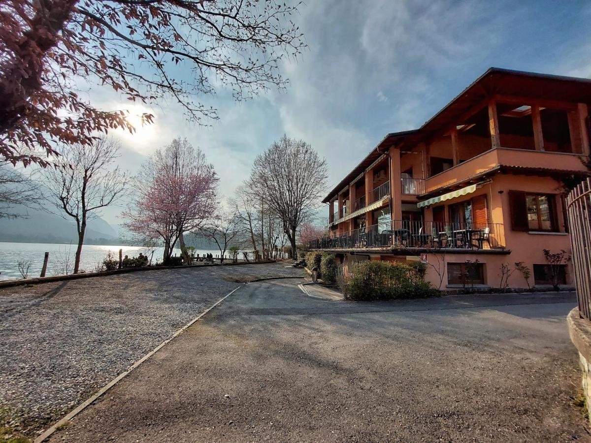 Villaggio Turistico Il Lago Dorato Carlazzo Exterior foto