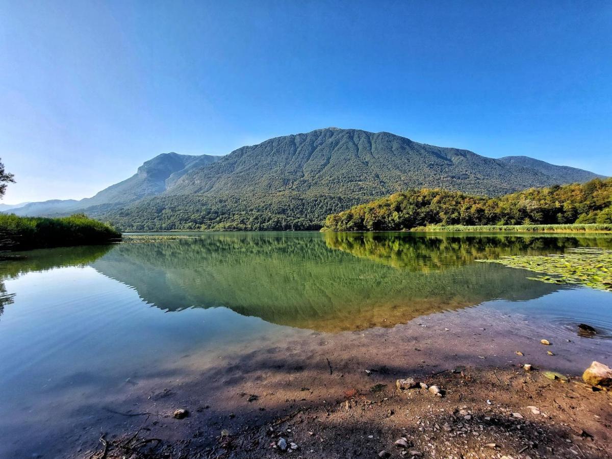 Villaggio Turistico Il Lago Dorato Carlazzo Exterior foto
